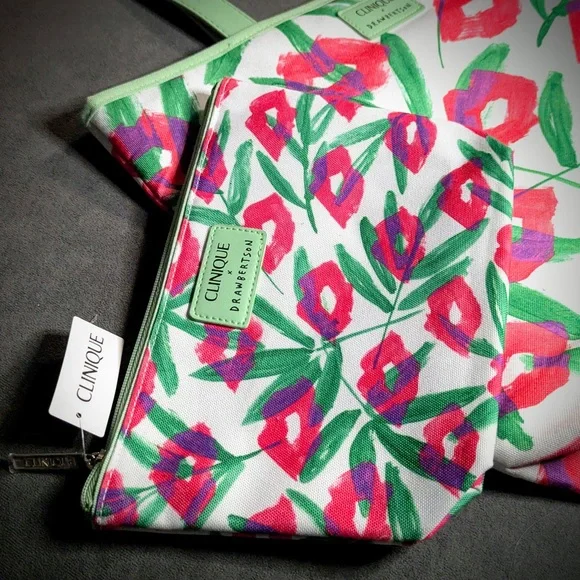 Clinique Green and Red Floral Tote with Pouch - Picture 2 of 4